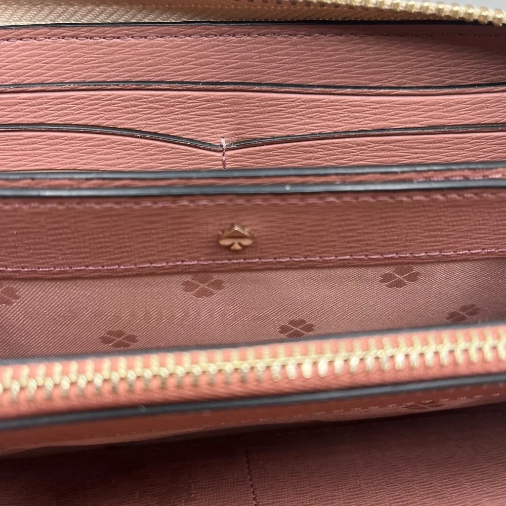 Kate Spade light pink wallet - Picture 5 of 11